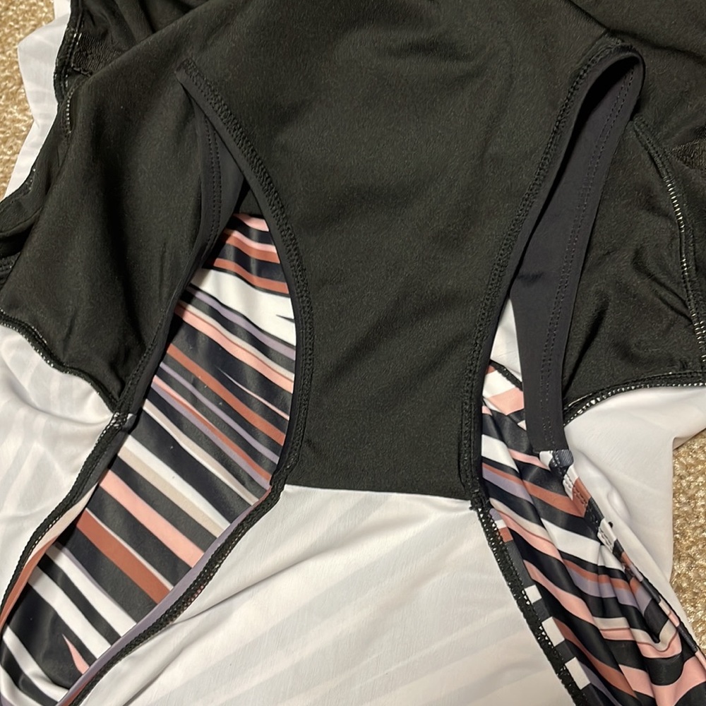 NWOT One Piece Swimsuit - Picture 7 of 7
